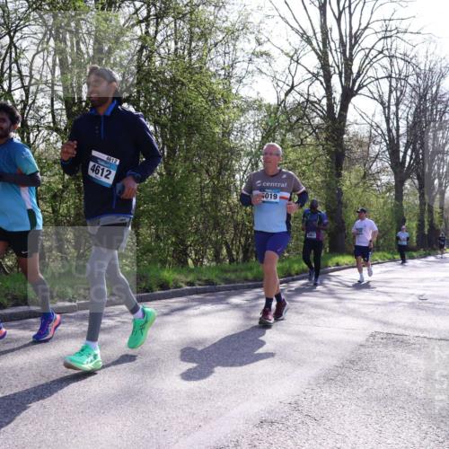 12.04.2026 - 45. Internationalen Wilhelmsburger Insellauf Yannick Fuchs http://msf.ph/oto/9494842 12.04.2026 10:49:41 Laufen 4612, 4612, 019 meine-sportfotos.de