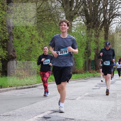 12.04.2026 - 45. Internationalen Wilhelmsburger Insellauf Yannick Fuchs http://msf.ph/oto/9494849 12.04.2026 13:04:51 Laufen 04, 3879, 2903, 3710, 3709 meine-sportfotos.de