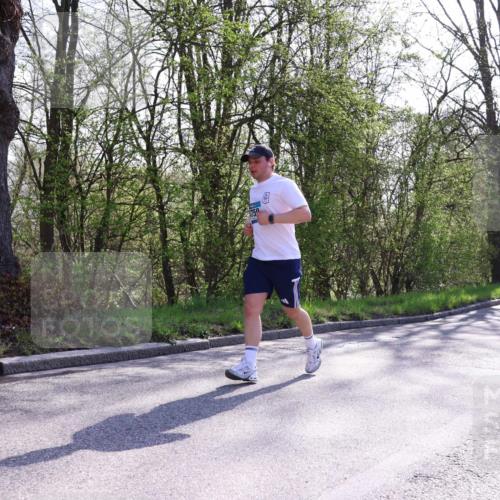 12.04.2026 - 45. Internationalen Wilhelmsburger Insellauf Yannick Fuchs http://msf.ph/oto/9494875 12.04.2026 10:49:45 Laufen  meine-sportfotos.de