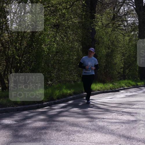 12.04.2026 - 45. Internationalen Wilhelmsburger Insellauf Yannick Fuchs http://msf.ph/oto/9494882 12.04.2026 10:49:46 Laufen 2905 meine-sportfotos.de