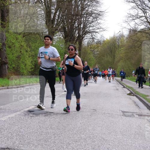 12.04.2026 - 45. Internationalen Wilhelmsburger Insellauf Yannick Fuchs http://msf.ph/oto/9494895 12.04.2026 13:04:56 Laufen 3719, 379 meine-sportfotos.de