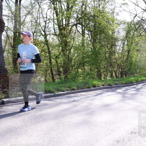 12.04.2026 - 45. Internationalen Wilhelmsburger Insellauf Yannick Fuchs http://msf.ph/oto/9494927 12.04.2026 10:49:50 Laufen 1905 meine-sportfotos.de