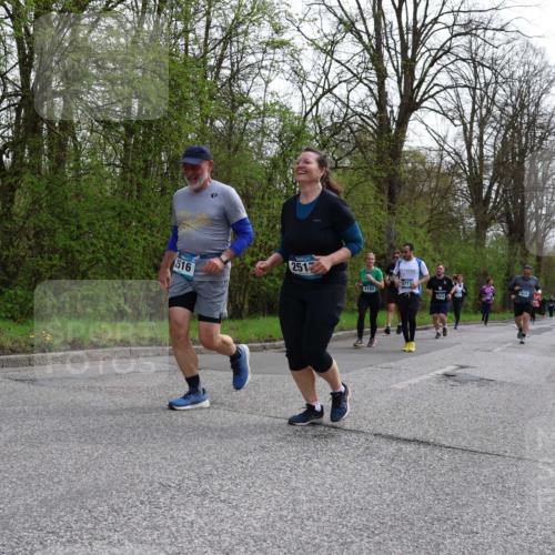 12.04.2026 - 45. Internationalen Wilhelmsburger Insellauf Yannick Fuchs http://msf.ph/oto/9494964 12.04.2026 13:05:03 Laufen 2516, 251, 4194, 5717 meine-sportfotos.de
