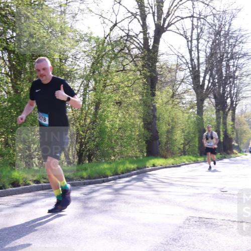 12.04.2026 - 45. Internationalen Wilhelmsburger Insellauf Yannick Fuchs http://msf.ph/oto/9495027 12.04.2026 10:50:01 Laufen 278 meine-sportfotos.de
