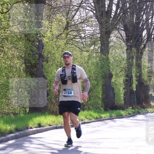 12.04.2026 - 45. Internationalen Wilhelmsburger Insellauf Yannick Fuchs http://msf.ph/oto/9495039 12.04.2026 10:50:03 Laufen 2168 meine-sportfotos.de