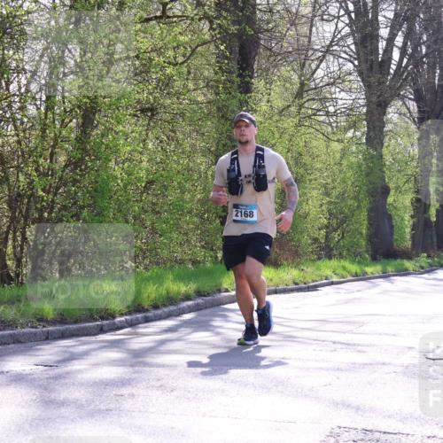 12.04.2026 - 45. Internationalen Wilhelmsburger Insellauf Yannick Fuchs http://msf.ph/oto/9495048 12.04.2026 10:50:04 Laufen 2168 meine-sportfotos.de