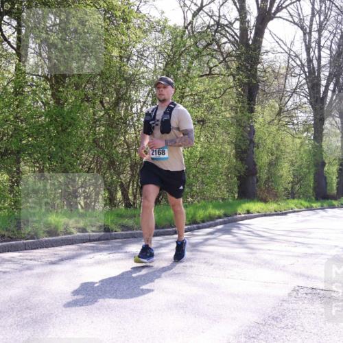12.04.2026 - 45. Internationalen Wilhelmsburger Insellauf Yannick Fuchs http://msf.ph/oto/9495060 12.04.2026 10:50:05 Laufen 2168 meine-sportfotos.de