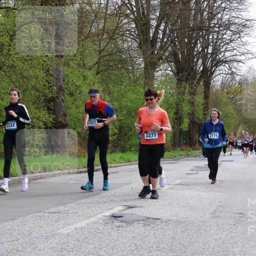 12.04.2026 - 45. Internationalen Wilhelmsburger Insellauf Yannick Fuchs http://msf.ph/oto/9495092 12.04.2026 13:05:17 Laufen 5332, 2833, 3277, 2774 meine-sportfotos.de