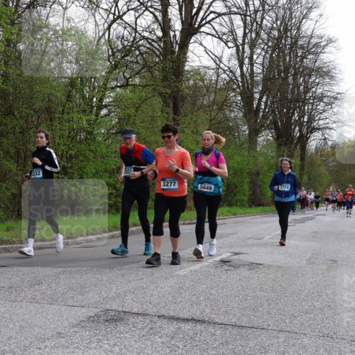 12.04.2026 - 45. Internationalen Wilhelmsburger Insellauf Yannick Fuchs http://msf.ph/oto/9495110 12.04.2026 13:05:19 Laufen 332, 2833, 3277, 5849, 2774 meine-sportfotos.de