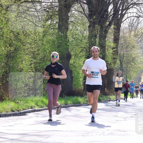 12.04.2026 - 45. Internationalen Wilhelmsburger Insellauf Yannick Fuchs http://msf.ph/oto/9495140 12.04.2026 10:50:22 Laufen 5537, 3223 meine-sportfotos.de