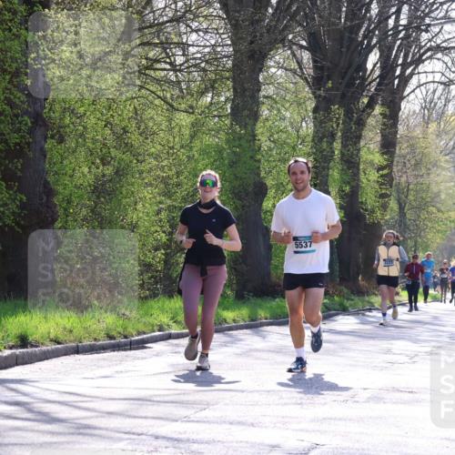 12.04.2026 - 45. Internationalen Wilhelmsburger Insellauf Yannick Fuchs http://msf.ph/oto/9495145 12.04.2026 10:50:22 Laufen 7, 5537, 3223 meine-sportfotos.de