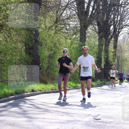 12.04.2026 - 45. Internationalen Wilhelmsburger Insellauf Yannick Fuchs http://msf.ph/oto/9495155 12.04.2026 10:50:23 Laufen 5537, 223 meine-sportfotos.de