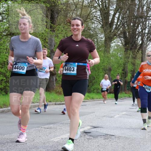 12.04.2026 - 45. Internationalen Wilhelmsburger Insellauf Yannick Fuchs http://msf.ph/oto/9495239 12.04.2026 13:05:33 Laufen 4400, 3453, 4403, 1227, 50, 5008, 4482 meine-sportfotos.de