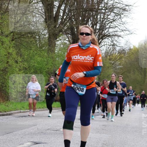 12.04.2026 - 45. Internationalen Wilhelmsburger Insellauf Yannick Fuchs http://msf.ph/oto/9495255 12.04.2026 13:05:34 Laufen 4227, 90, 5008, 4487, 39, 3193, 4031 meine-sportfotos.de
