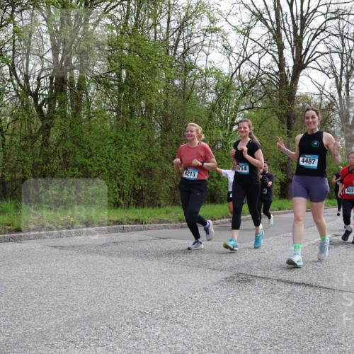 12.04.2026 - 45. Internationalen Wilhelmsburger Insellauf Yannick Fuchs http://msf.ph/oto/9495310 12.04.2026 13:05:40 Laufen 4213, 5714, 4487, 5839, 4031 meine-sportfotos.de