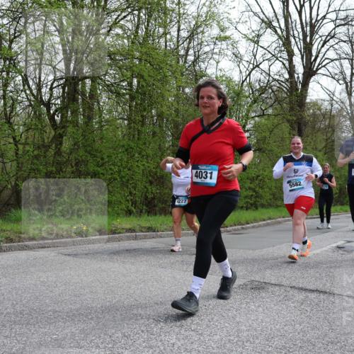 12.04.2026 - 45. Internationalen Wilhelmsburger Insellauf Yannick Fuchs http://msf.ph/oto/9495326 12.04.2026 13:05:41 Laufen 4227, 4031, 5582, 174, 5839, 2570 meine-sportfotos.de
