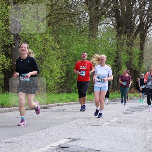 12.04.2026 - 45. Internationalen Wilhelmsburger Insellauf Yannick Fuchs http://msf.ph/oto/9495491 12.04.2026 13:05:58 Laufen 2368, 4954, 253, 3573, 2027, 2130, 57, 2013, 500 meine-sportfotos.de