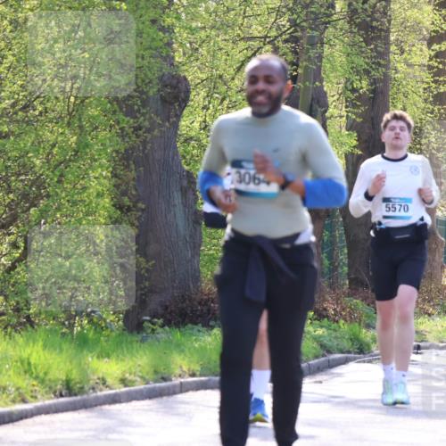 12.04.2026 - 45. Internationalen Wilhelmsburger Insellauf Yannick Fuchs http://msf.ph/oto/9495514 12.04.2026 10:51:00 Laufen 3064, 5570, 4732, 4484 meine-sportfotos.de