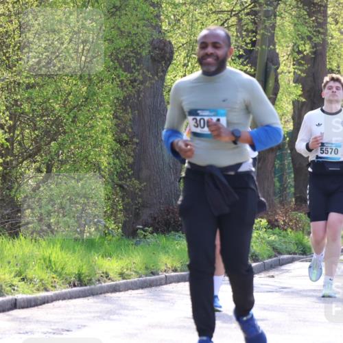 12.04.2026 - 45. Internationalen Wilhelmsburger Insellauf Yannick Fuchs http://msf.ph/oto/9495516 12.04.2026 10:51:00 Laufen 30, 5570, 4732 meine-sportfotos.de