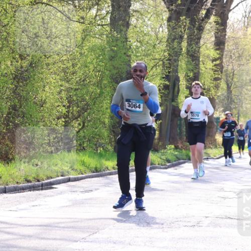 12.04.2026 - 45. Internationalen Wilhelmsburger Insellauf Yannick Fuchs http://msf.ph/oto/9495521 12.04.2026 10:51:01 Laufen 3064, 5570, 4513 meine-sportfotos.de