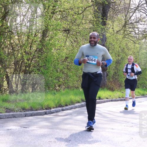 12.04.2026 - 45. Internationalen Wilhelmsburger Insellauf Yannick Fuchs http://msf.ph/oto/9495553 12.04.2026 10:51:04 Laufen 3064, 2204, 5570 meine-sportfotos.de