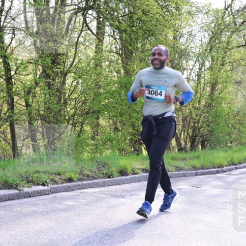 12.04.2026 - 45. Internationalen Wilhelmsburger Insellauf Yannick Fuchs http://msf.ph/oto/9495567 12.04.2026 10:51:05 Laufen 3064, 2204 meine-sportfotos.de