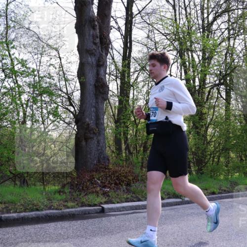 12.04.2026 - 45. Internationalen Wilhelmsburger Insellauf Yannick Fuchs http://msf.ph/oto/9495621 12.04.2026 10:51:10 Laufen 70 meine-sportfotos.de