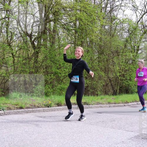 12.04.2026 - 45. Internationalen Wilhelmsburger Insellauf Yannick Fuchs http://msf.ph/oto/9495656 12.04.2026 13:06:18 Laufen 4718, 3655 meine-sportfotos.de