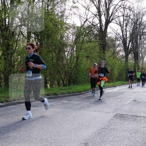 12.04.2026 - 45. Internationalen Wilhelmsburger Insellauf Yannick Fuchs http://msf.ph/oto/9495670 12.04.2026 10:51:15 Laufen 732, 25, 5533 meine-sportfotos.de