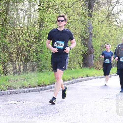 12.04.2026 - 45. Internationalen Wilhelmsburger Insellauf Yannick Fuchs http://msf.ph/oto/9495703 12.04.2026 10:51:19 Laufen 0, 2664, 4484, 2016, 3910 meine-sportfotos.de