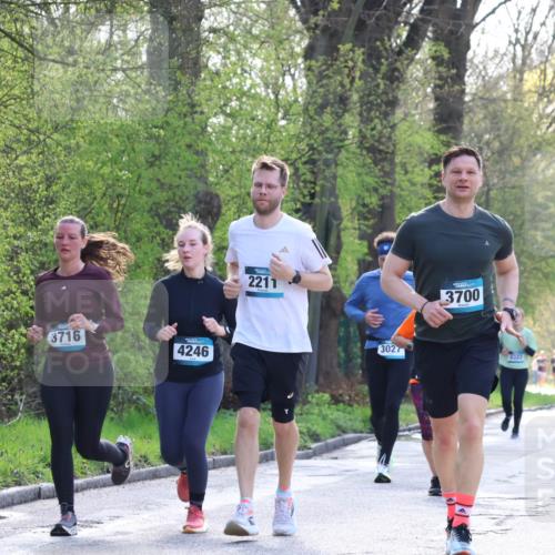 12.04.2026 - 45. Internationalen Wilhelmsburger Insellauf Yannick Fuchs http://msf.ph/oto/9495778 12.04.2026 10:51:28 Laufen 3716, 4246, 2211, 3027, 3700, 5742 meine-sportfotos.de
