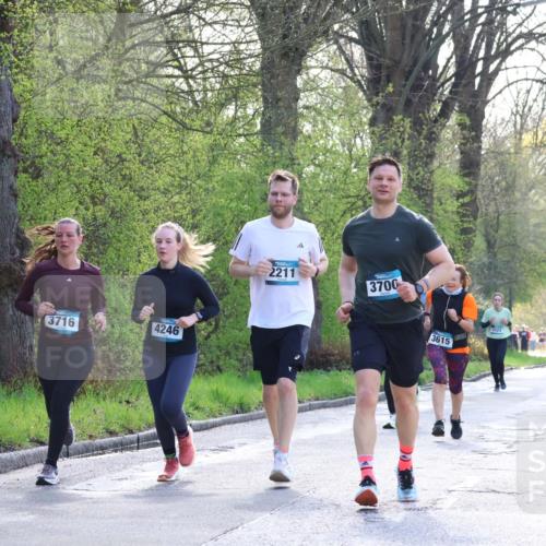 12.04.2026 - 45. Internationalen Wilhelmsburger Insellauf Yannick Fuchs http://msf.ph/oto/9495792 12.04.2026 10:51:29 Laufen 3716, 4246, 2211, 3700, 3615, 5792, 3322 meine-sportfotos.de