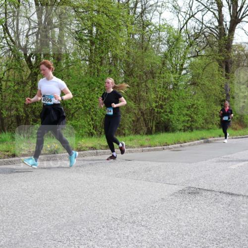 12.04.2026 - 45. Internationalen Wilhelmsburger Insellauf Yannick Fuchs http://msf.ph/oto/9495796 12.04.2026 13:06:37 Laufen 4556, 1284, 2363 meine-sportfotos.de