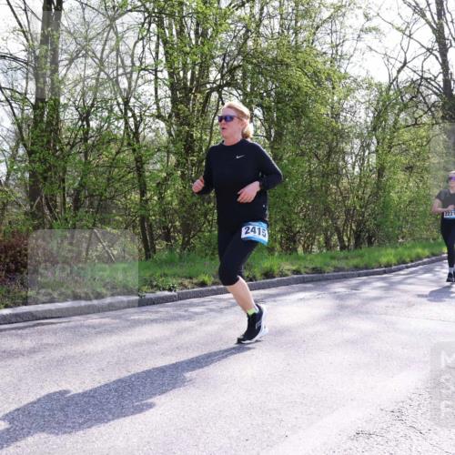 12.04.2026 - 45. Internationalen Wilhelmsburger Insellauf Yannick Fuchs http://msf.ph/oto/9495989 12.04.2026 10:51:58 Laufen 2415, 2221, 2225 meine-sportfotos.de