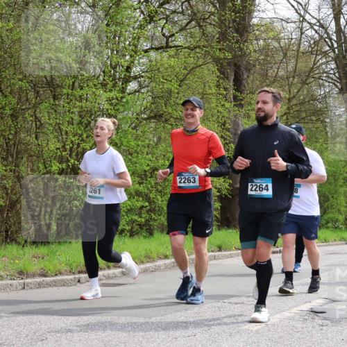 12.04.2026 - 45. Internationalen Wilhelmsburger Insellauf Yannick Fuchs http://msf.ph/oto/9495990 12.04.2026 13:07:03 Laufen 2261, 2263, 8, 2264, 4103, 3233 meine-sportfotos.de