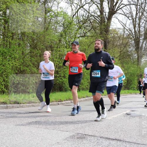 12.04.2026 - 45. Internationalen Wilhelmsburger Insellauf Yannick Fuchs http://msf.ph/oto/9495996 12.04.2026 13:07:03 Laufen 2261, 2263, 2264, 4103, 5258, 3203 meine-sportfotos.de