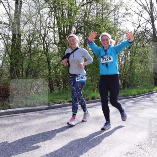 12.04.2026 - 45. Internationalen Wilhelmsburger Insellauf Yannick Fuchs http://msf.ph/oto/9496036 12.04.2026 10:52:02 Laufen 2203, 2225 meine-sportfotos.de
