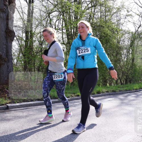 12.04.2026 - 45. Internationalen Wilhelmsburger Insellauf Yannick Fuchs http://msf.ph/oto/9496040 12.04.2026 10:52:02 Laufen 2203, 2225 meine-sportfotos.de