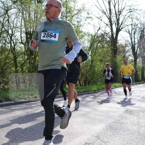12.04.2026 - 45. Internationalen Wilhelmsburger Insellauf Yannick Fuchs http://msf.ph/oto/9496104 12.04.2026 10:52:08 Laufen 2864, 4464, 5748 meine-sportfotos.de