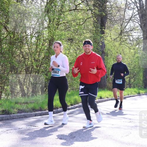 12.04.2026 - 45. Internationalen Wilhelmsburger Insellauf Yannick Fuchs http://msf.ph/oto/9496308 12.04.2026 10:52:31 Laufen 2862, 2730, 2193 meine-sportfotos.de