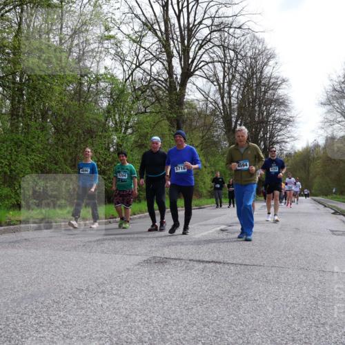 12.04.2026 - 45. Internationalen Wilhelmsburger Insellauf Yannick Fuchs http://msf.ph/oto/9496335 12.04.2026 13:07:45 Laufen 4690, 5716, 4594, 4284, 5204 meine-sportfotos.de