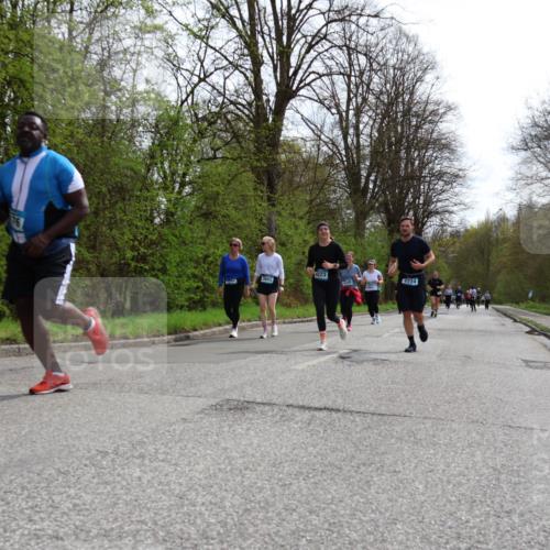 12.04.2026 - 45. Internationalen Wilhelmsburger Insellauf Yannick Fuchs http://msf.ph/oto/9496462 12.04.2026 13:07:56 Laufen 3603, 4223, 4224 meine-sportfotos.de