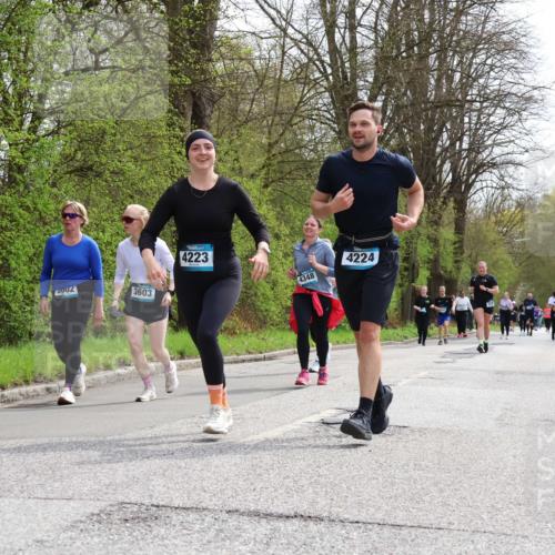 12.04.2026 - 45. Internationalen Wilhelmsburger Insellauf Yannick Fuchs http://msf.ph/oto/9496470 12.04.2026 13:07:57 Laufen 3002, 3603, 4223, 4348, 4224 meine-sportfotos.de