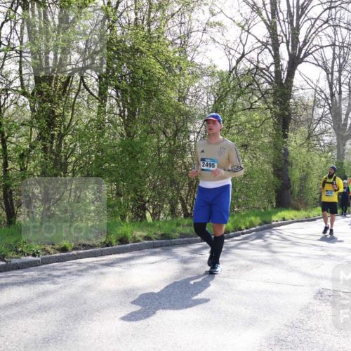 12.04.2026 - 45. Internationalen Wilhelmsburger Insellauf Yannick Fuchs http://msf.ph/oto/9496499 12.04.2026 10:52:49 Laufen 2495, 4476 meine-sportfotos.de