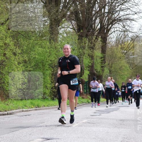 12.04.2026 - 45. Internationalen Wilhelmsburger Insellauf Yannick Fuchs http://msf.ph/oto/9496515 12.04.2026 13:08:01 Laufen 3251, 3498, 3478, 914, 4362 meine-sportfotos.de