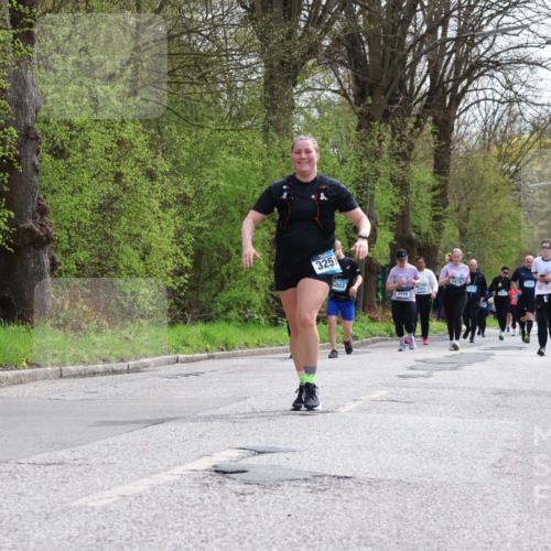 12.04.2026 - 45. Internationalen Wilhelmsburger Insellauf Yannick Fuchs http://msf.ph/oto/9496520 12.04.2026 13:08:02 Laufen 3251, 5003, 3478, 5314, 3498, 2473 meine-sportfotos.de