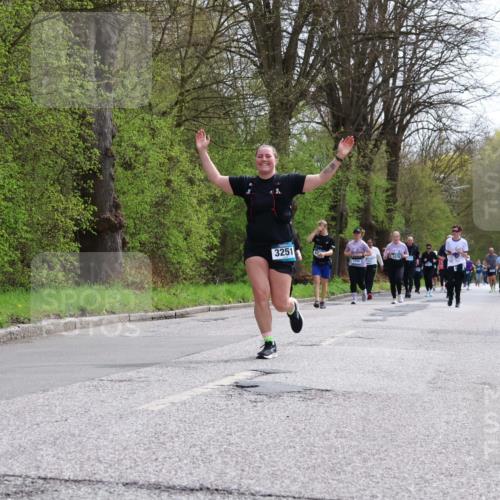 12.04.2026 - 45. Internationalen Wilhelmsburger Insellauf Yannick Fuchs http://msf.ph/oto/9496528 12.04.2026 13:08:02 Laufen 3251 meine-sportfotos.de