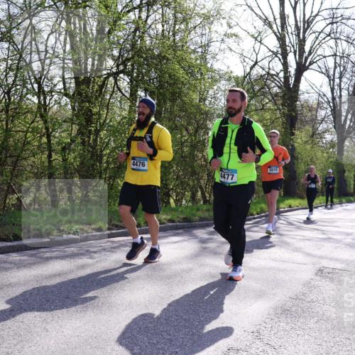 12.04.2026 - 45. Internationalen Wilhelmsburger Insellauf Yannick Fuchs http://msf.ph/oto/9496535 12.04.2026 10:52:52 Laufen 4476, 4477, 3015 meine-sportfotos.de