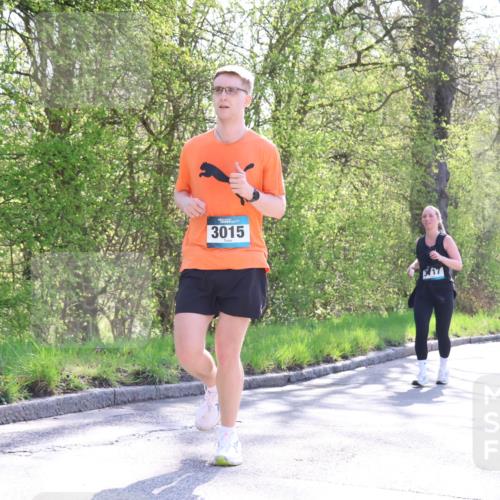 12.04.2026 - 45. Internationalen Wilhelmsburger Insellauf Yannick Fuchs http://msf.ph/oto/9496541 12.04.2026 10:52:53 Laufen 3015 meine-sportfotos.de