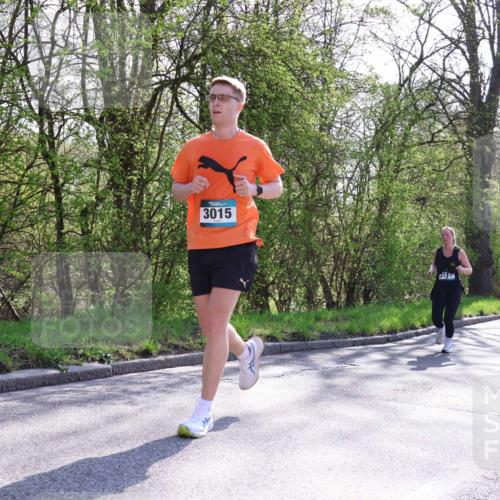 12.04.2026 - 45. Internationalen Wilhelmsburger Insellauf Yannick Fuchs http://msf.ph/oto/9496549 12.04.2026 10:52:54 Laufen 3015, 3717 meine-sportfotos.de
